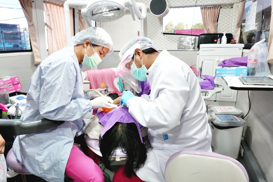 รถทันตกรรม